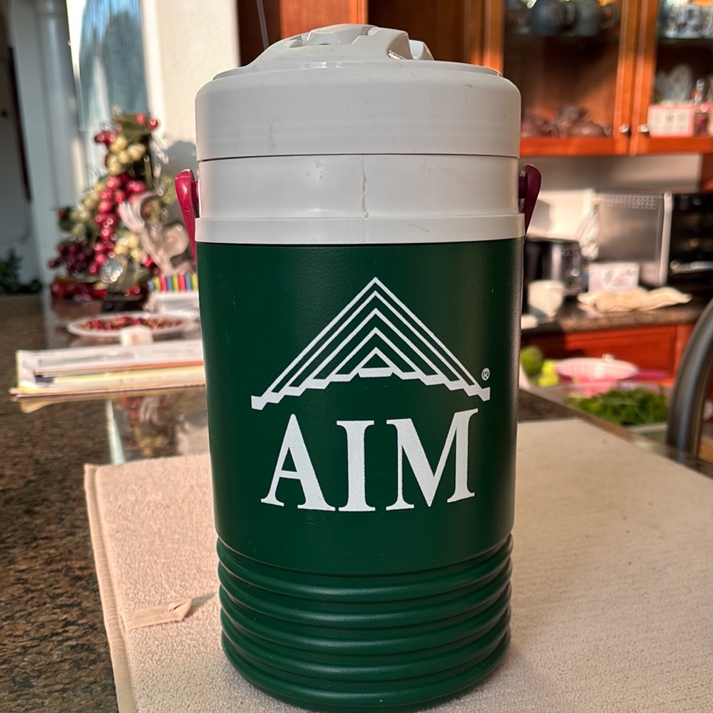 Green and White Dining Water Bottle
